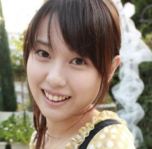 戸田恵梨香が歯茎を治したというのは本当 治療済で以前よりも笑顔がかわいいという声も 芸能人 有名人噂の真相ちゃんねる