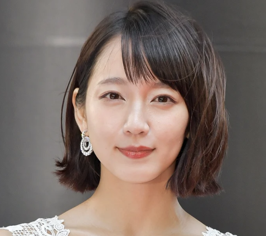 吉岡里帆の高校が嵯峨野高校だというのは本当？偏差値もかなり高い進学校だという噂